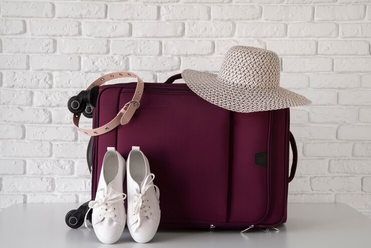 The Best Travel Gear for Women 2025: What You Should Pack 3 Travel Gear for Women
