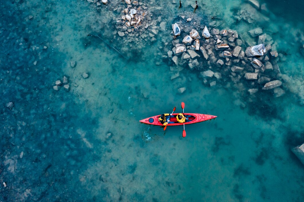 Canoe vs Kayak: What is Best for Camping?